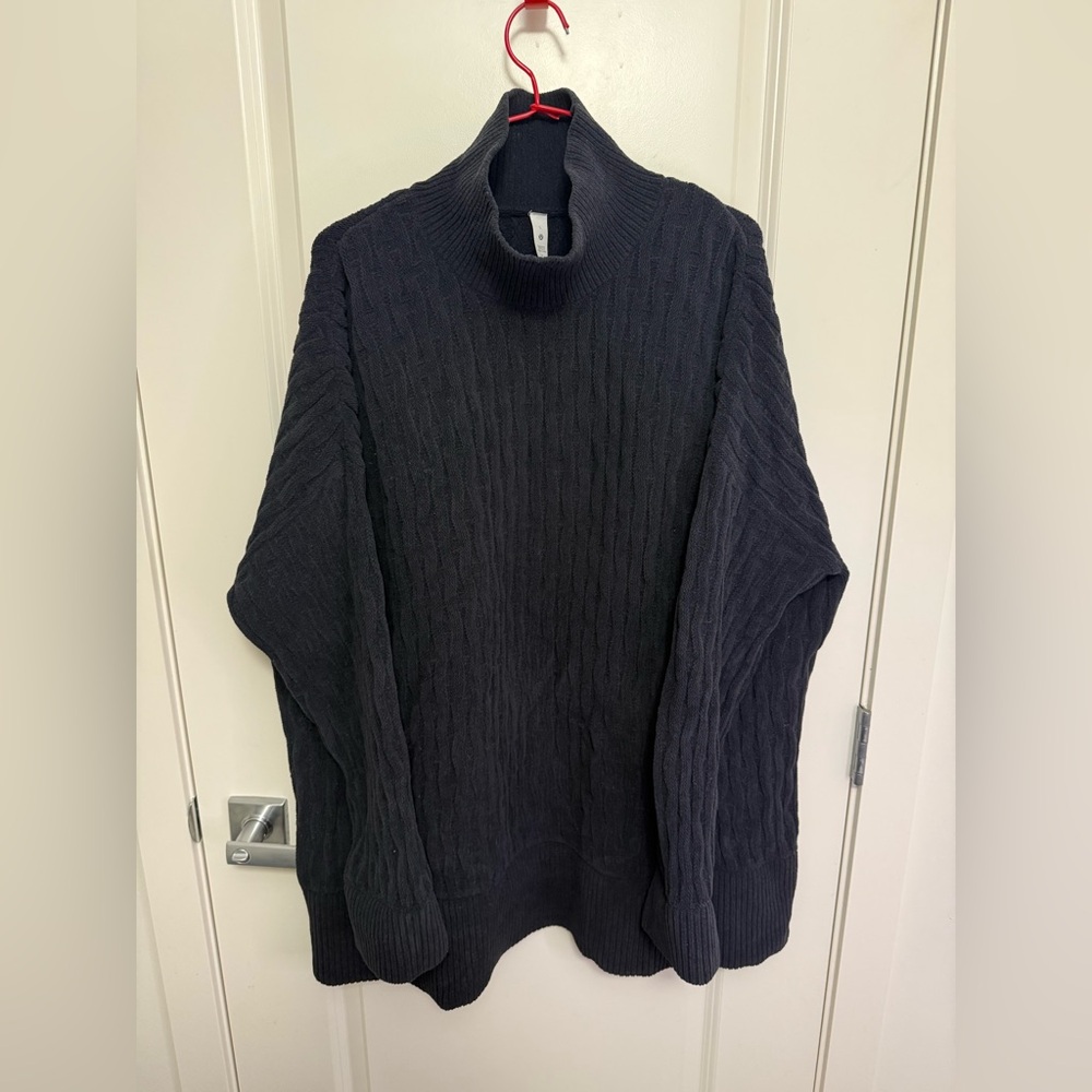 lululemon Women's Black Turtleneck Sweater in size L